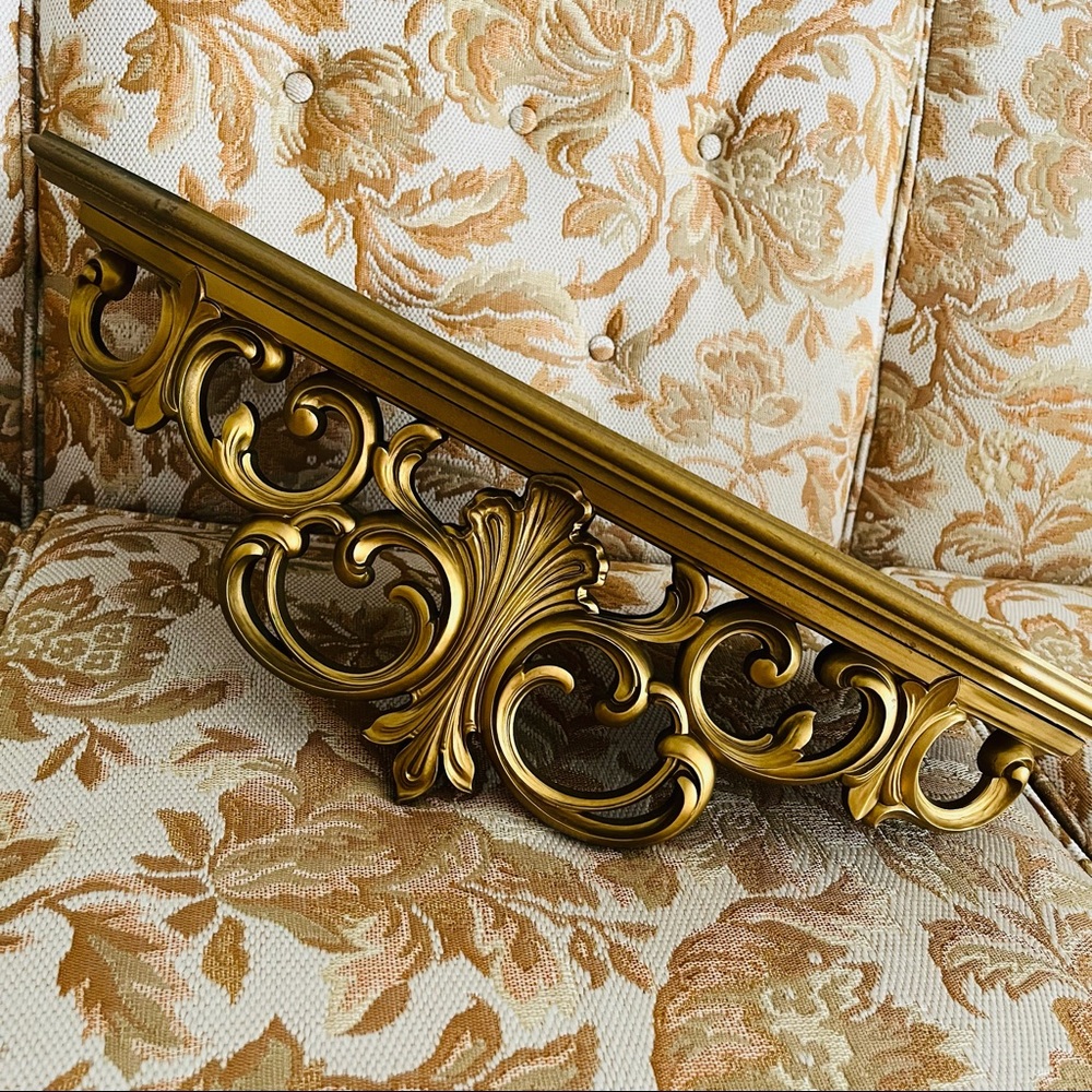 Vintage 1960’s Syroco Wall Shelf Gold Ornate Swirl French Provincial Eclectic